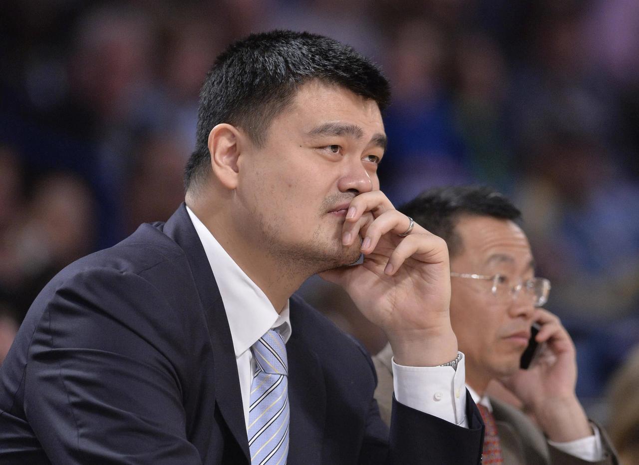满打满算，中国篮球史上，影响力达到世界级的球员仅有以下五位：

1、姚明
2、郑