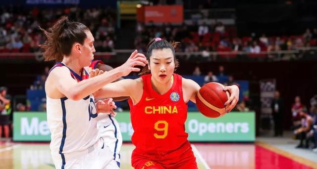 中国女篮阵容大调整，王芳正式接替姚明，李梦得到支持奔赴WNBA(3)