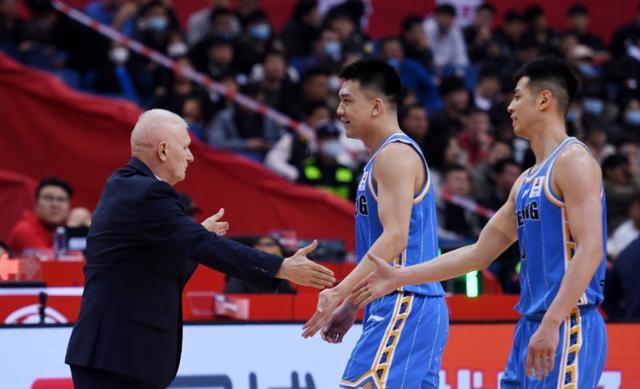 NBA悍将驾临CBA，新一轮争夺战开启，但北京双雄将成最大赢家(2)