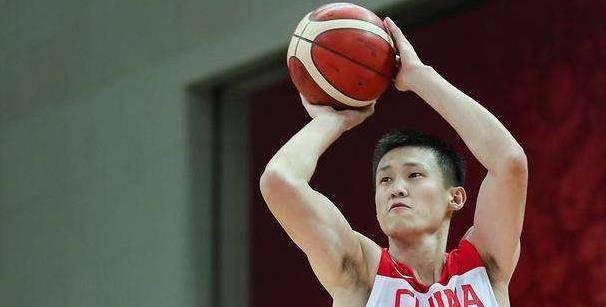 中国男篮18人名单，广东球员占了三分之一，广东的球队确实强(4)