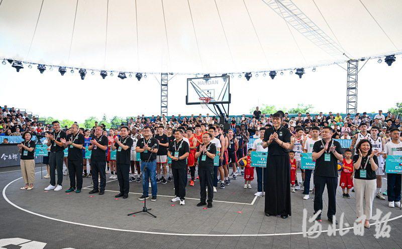 中国男队获得国际篮联三人篮球国家联赛邯郸站首日冠军(4)