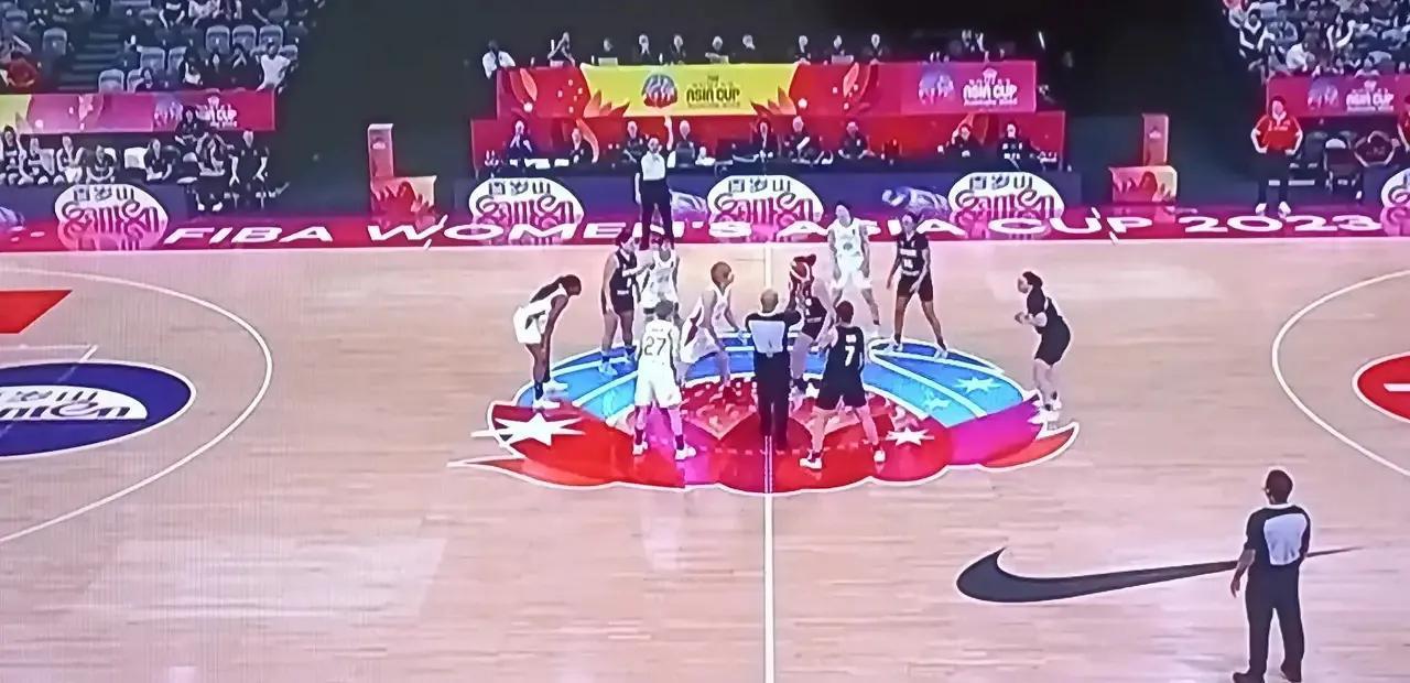 亚洲女子篮球赛最新消息，三分如雨36分大胜，日本晋级总决赛，等待中国(4)