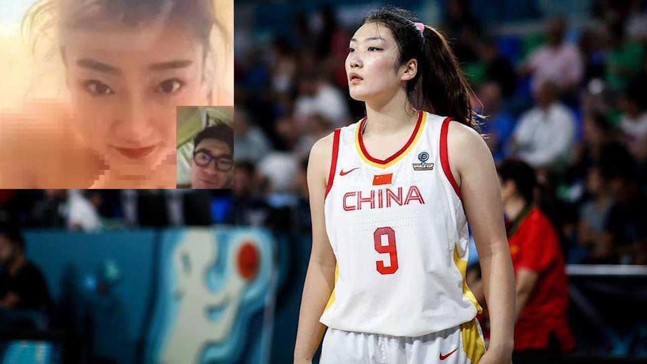 如果中国女篮亚洲杯争冠，大家是不是可以原谅李梦和张楠了。
中国女篮主力前锋李梦，(1)