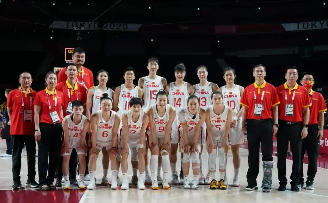 中国女篮称霸亚洲的重要因素是中国女篮的身体素质亚洲现在排第一。中国女子篮球队在近(2)