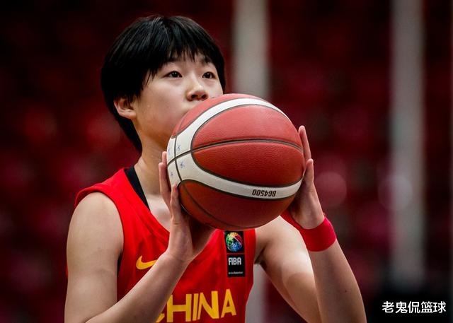遗憾！中国女篮22分惨败，1胜2负止步小组赛，无缘世界杯，换帅吧(4)