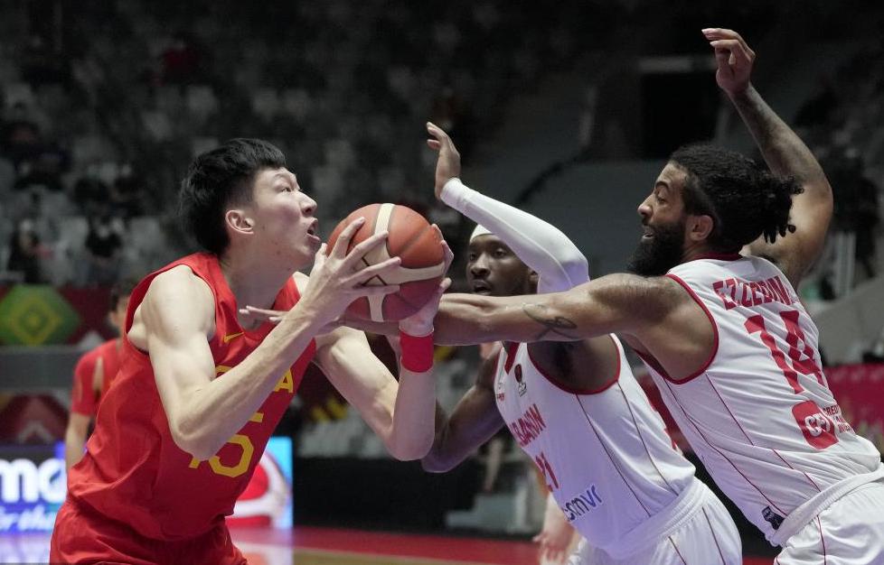 中国男篮战术困境加深，传统双塔战绩一览，球迷期待有望决定(4)