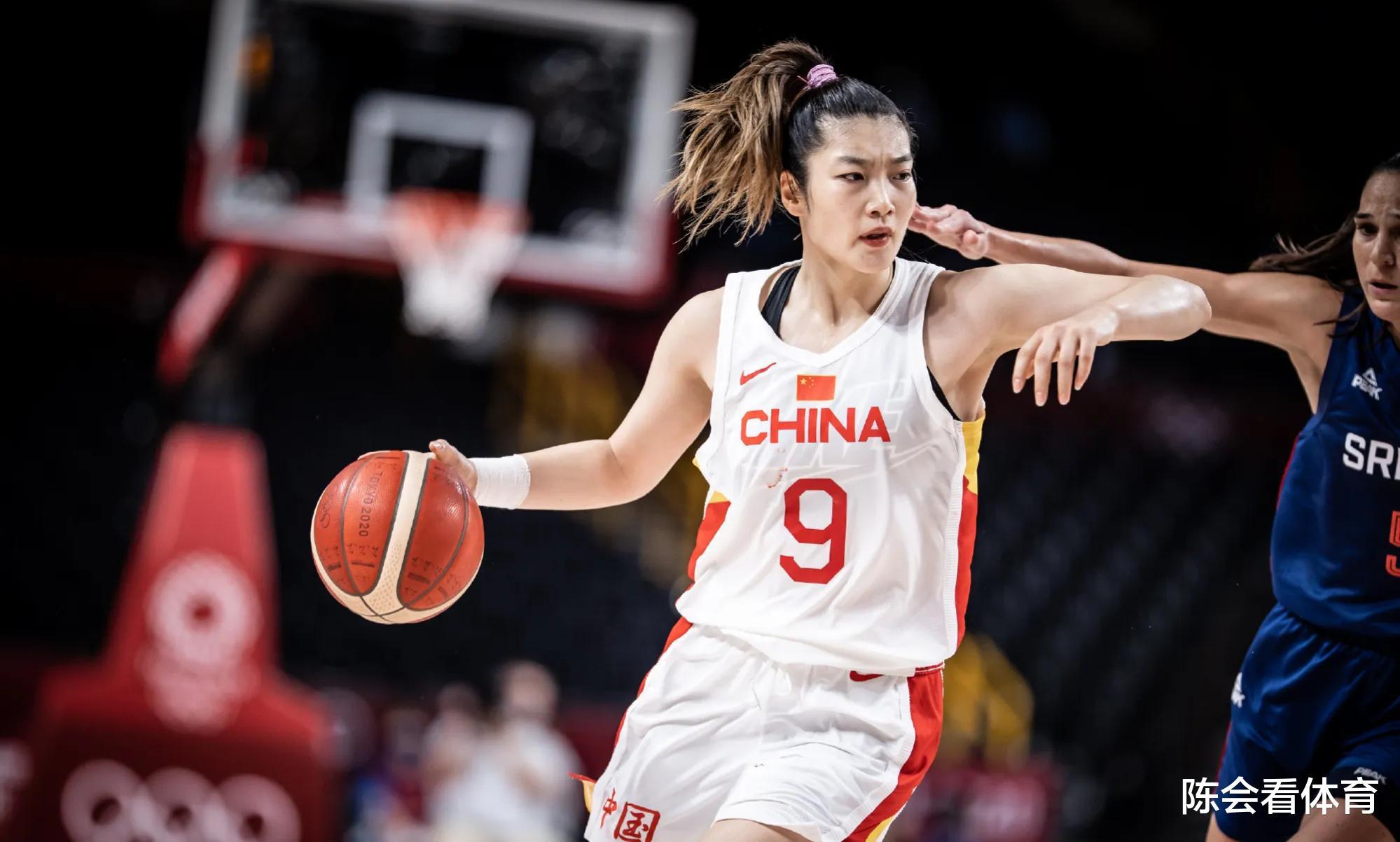 杭州亚运会大名单，中国女篮新队长出炉，李梦激动，郑薇批准任命(3)