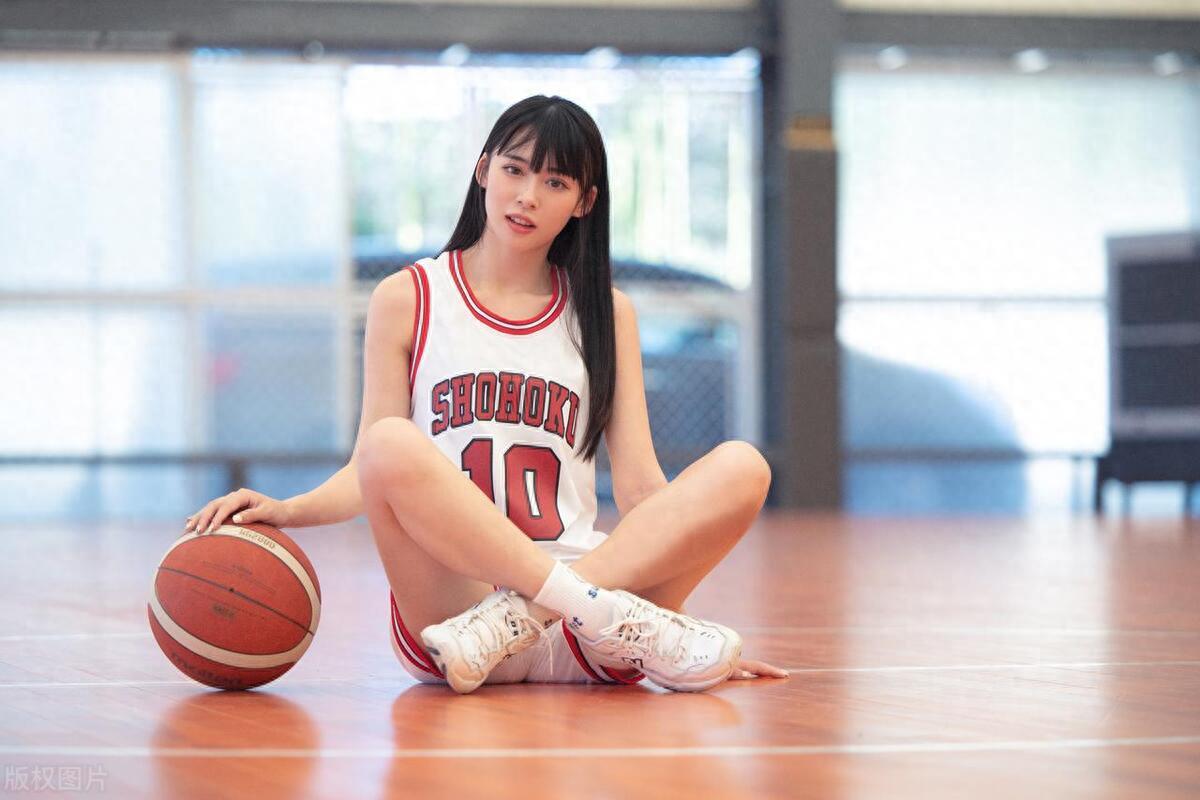 唐安琪——篮球宝贝「摄影评测与赏析」(7)