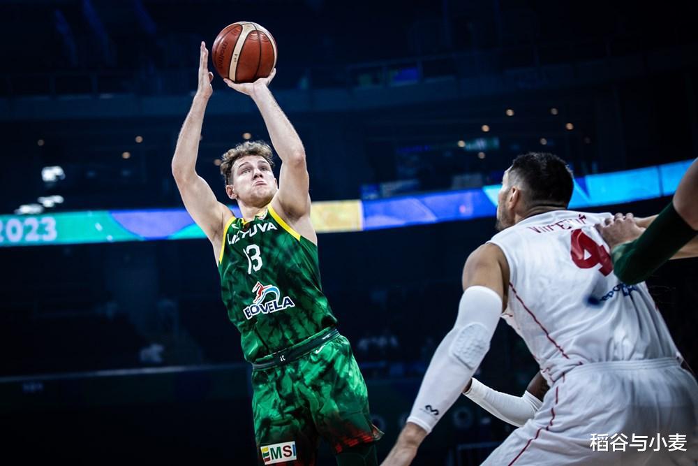 22岁小将已经成为了立陶宛队的后场核心，他还是赶紧去NBA吧！(2)