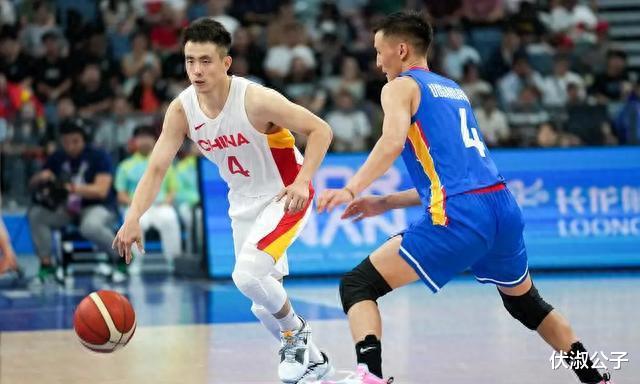 随着中国男篮亚运队89：50蒙古男篮，苏群点评了比赛，句句在理！