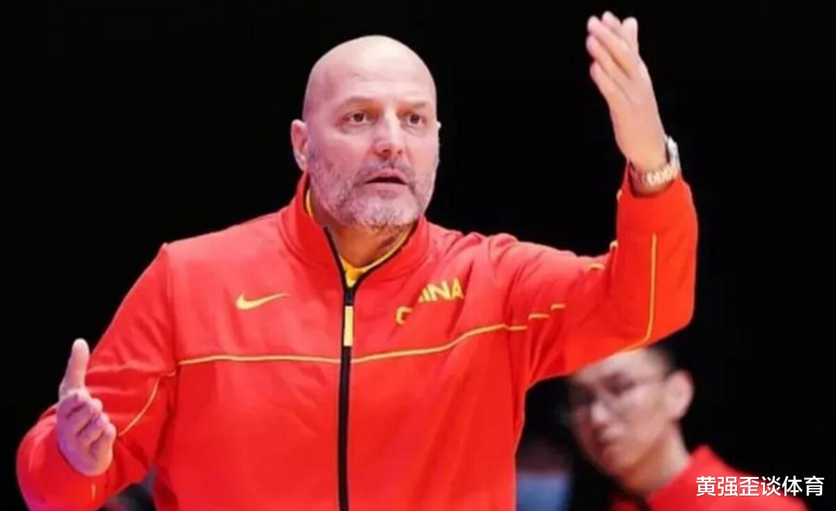 中国男篮主教练乔尔杰维奇无权选拔球员，人才库限制杨瀚森，如何看？(4)
