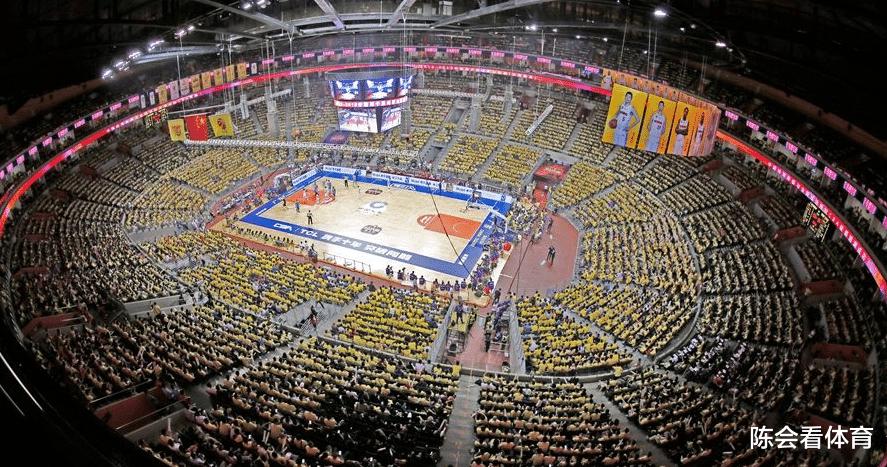 盘点CBA可容纳人数最多的十个体育馆，广东男篮体育馆才排第四！(4)