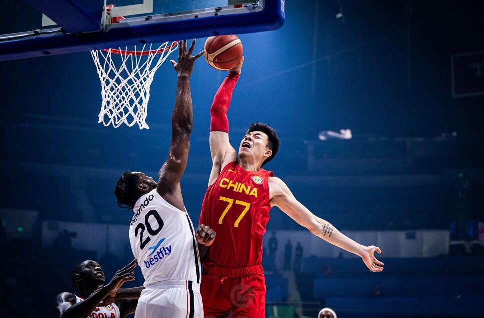 中国男篮大名单，程帅鹏迎良机，锋线有短板，杨瀚森最值得关注(4)
