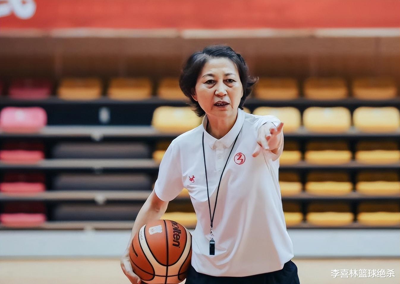 恭喜！中国女篮四冠名帅出山，16岁2米28天才少女剑指亚青赛冲冠
