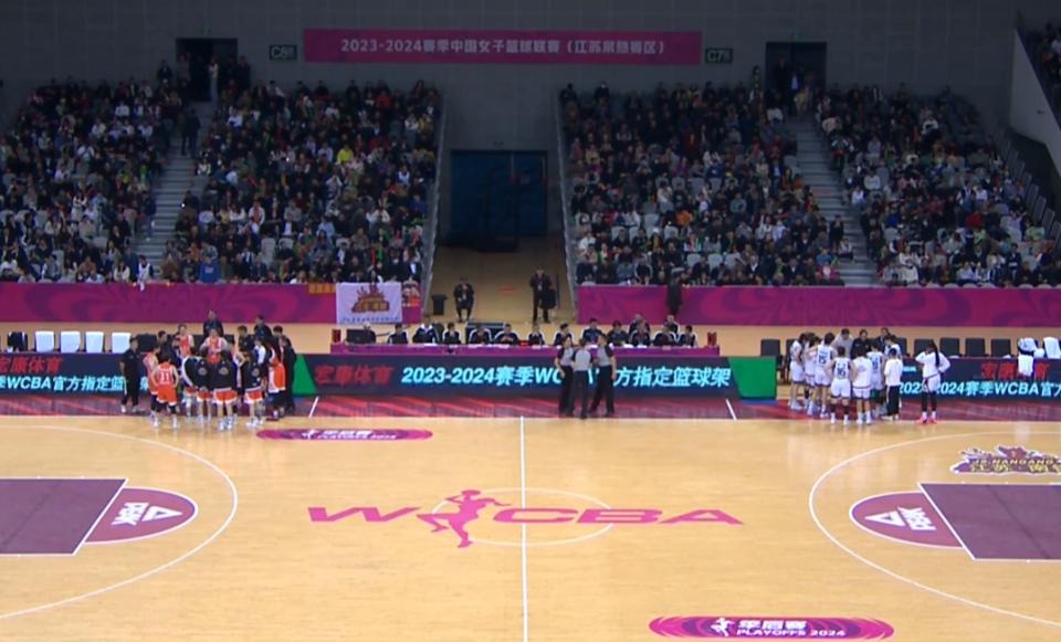 WCBA半决赛：内蒙古女篮22分大胜江苏，李缘12分表现出色(4)