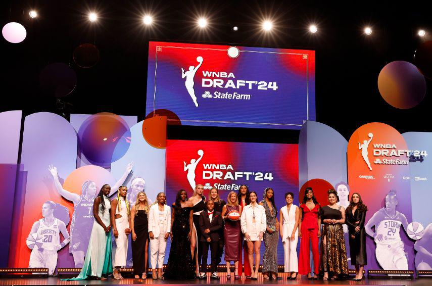 WNBA选秀大会，状元凯特琳-克拉克，卡梅隆-布林克超级美女为榜眼