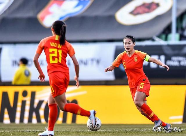 东亚杯-中国女足0-3日本！2轮仅得1分+0进球，提前1轮无缘争冠(2)