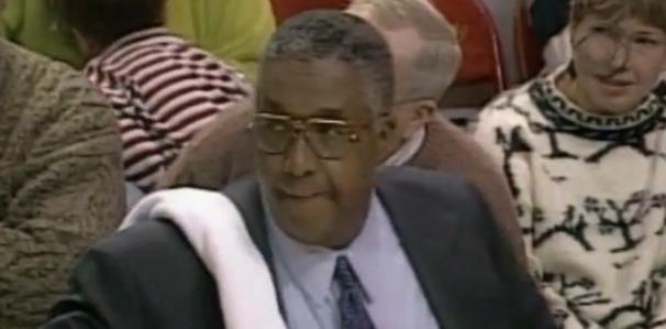 致哀！艾弗森78岁大学恩师去世 曾两夺NBA总冠军+入选名人堂(2)