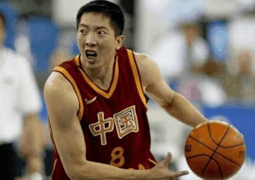 中国“乔丹”成青训教练！面对科比曾得到30分，两次错过NBA合同(2)