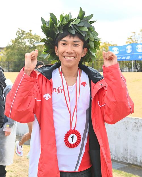 日马拉松三年四破纪录提速1分15秒 任云龙中国纪录亚洲87位(2)