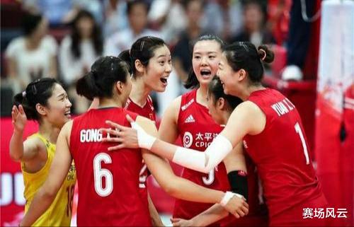世界联赛限制25人名单！中国女排恐淘汰队员，奥运名单要出炉？(4)