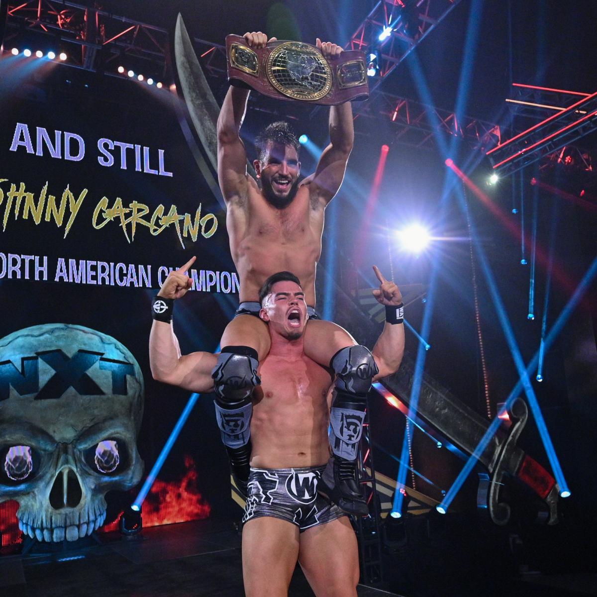 WWE轻量级冠军实现大一统，克罗斯重创巴洛尔重登NXT王座！(7)
