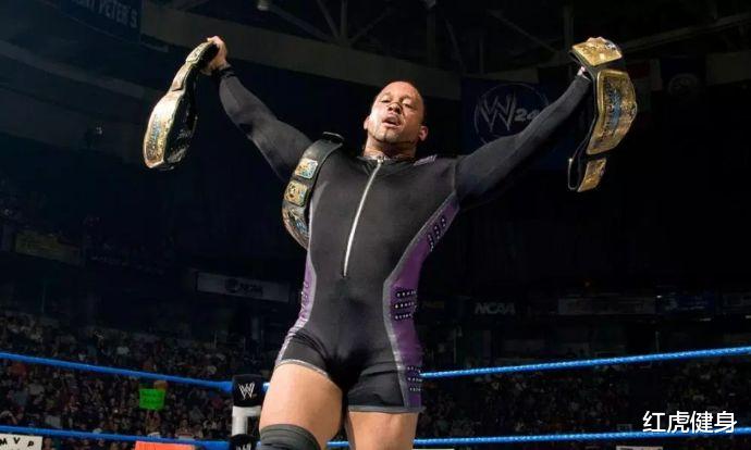 战争之王MVP，因抢劫入狱9年，后成为WWE冠军的励志传奇(11)