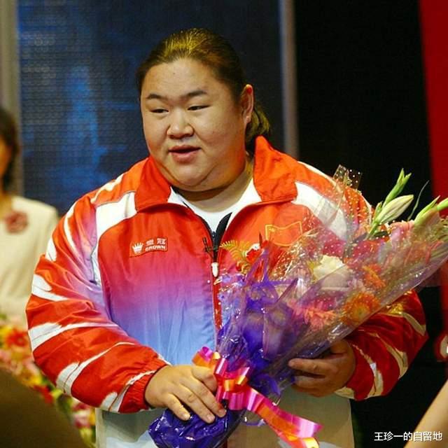 17年前，在奥运会上“冒死一举”为国夺冠的唐功红，现在咋样了？