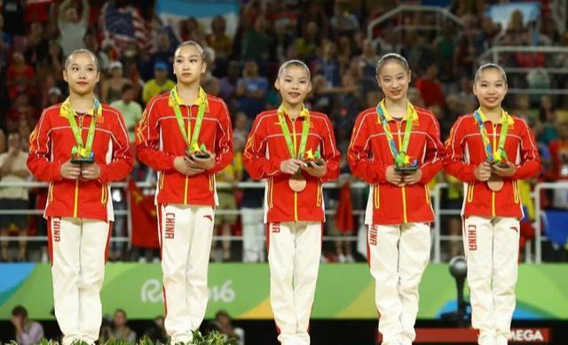 请问有什么体育项目，中国男队很厉害，中国女队却很一般的？求科普？(5)