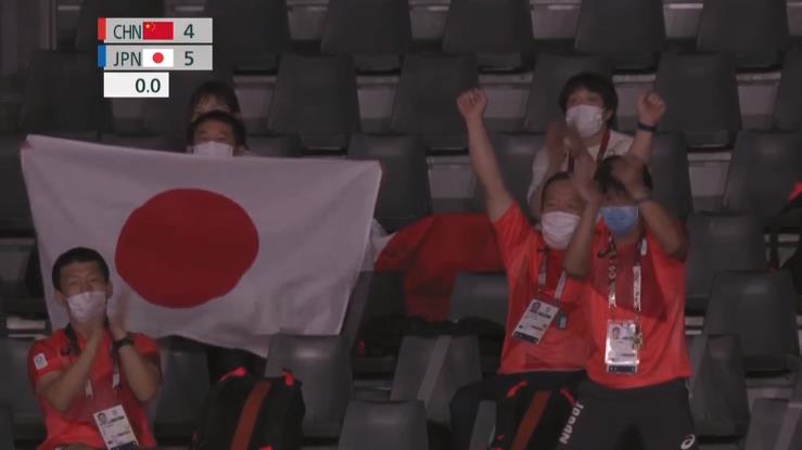 0-4到5-4！日本对手最后15秒逆转中国夺冠，赛后披国旗，痛哭不止(1)