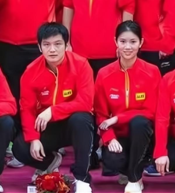 国乒颜值大比拼，男队马龙NO.1，女队刘诗雯与19岁小将并列第一(5)