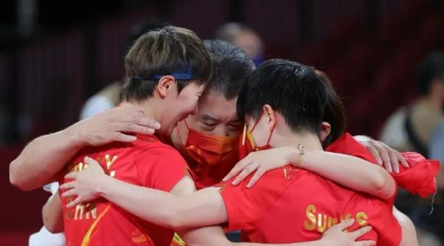 3喜临门！孙颖莎成为国乒第一人气选手，7月或登顶世界第一！(1)