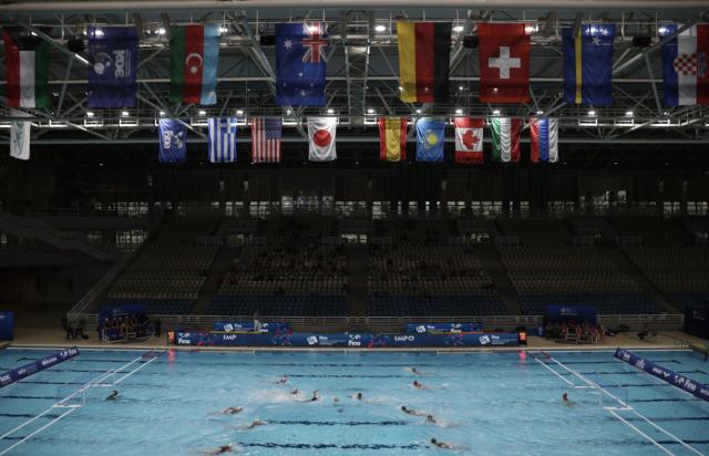 国际泳联：限制跨性别运动员参加女子比赛(1)