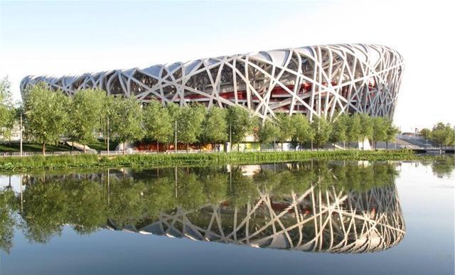 北京奥运会结束14年，当初耗资23亿建的鸟巢，如今是赚是赔？(6)
