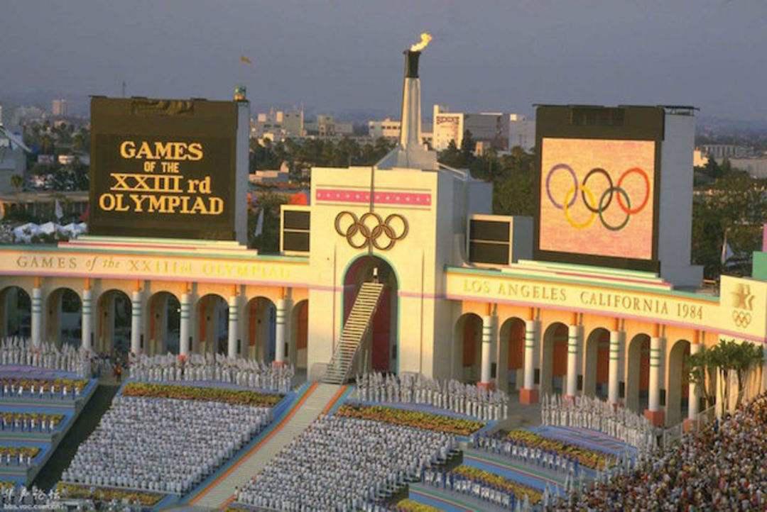 1980年“最失败”的奥运会，耗费90亿美元，却遭到67个国家抵制(10)