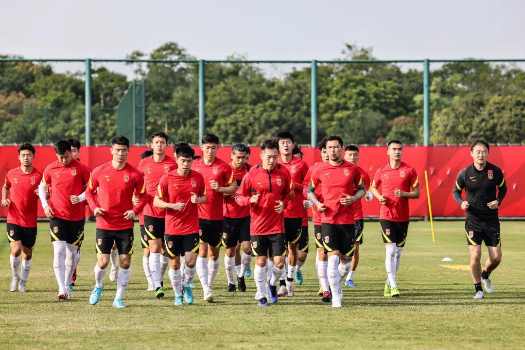 12强赛变18强赛，中国队进军世界杯的机会更大还是更小？(4)