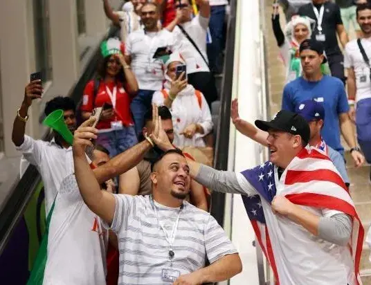世界杯上的美国和伊朗，打了多少“反美斗士”的脸？(3)