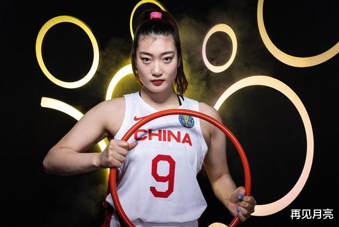不出意外，张隆离婚后会去美国，因为李梦已经签约WNBA神秘人(3)