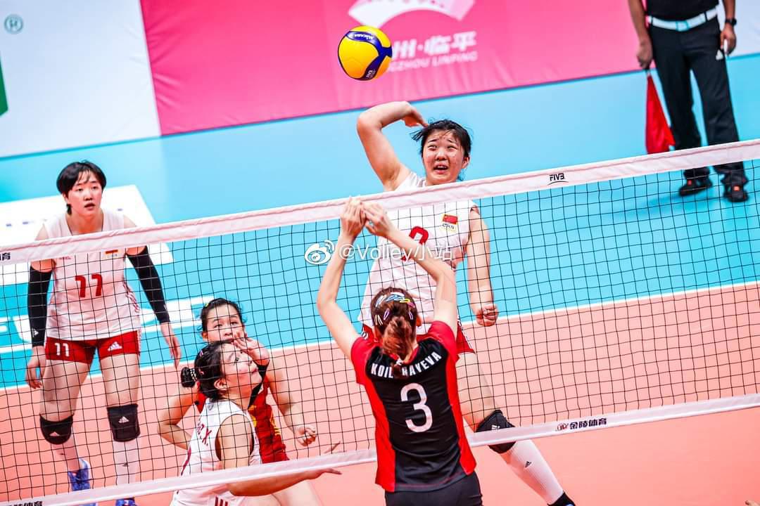 亚洲U16女排锦标赛，中国女排3-0哈萨克斯坦女排精彩图集 ​​​(1)
