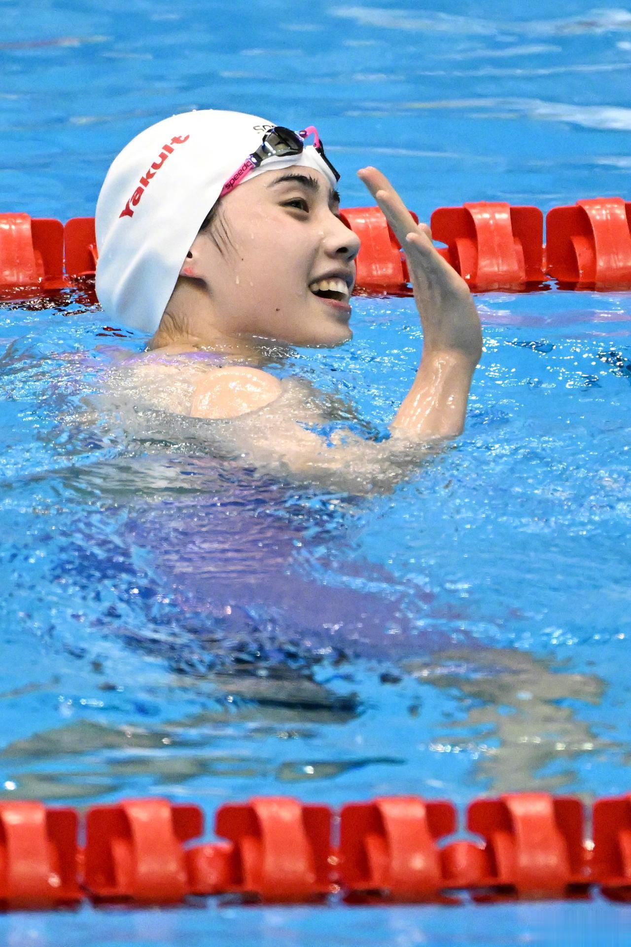 【福冈世锦赛：】福冈世锦赛“重头戏”游泳比赛23日拉开战幕，中国队在女子4X10(2)