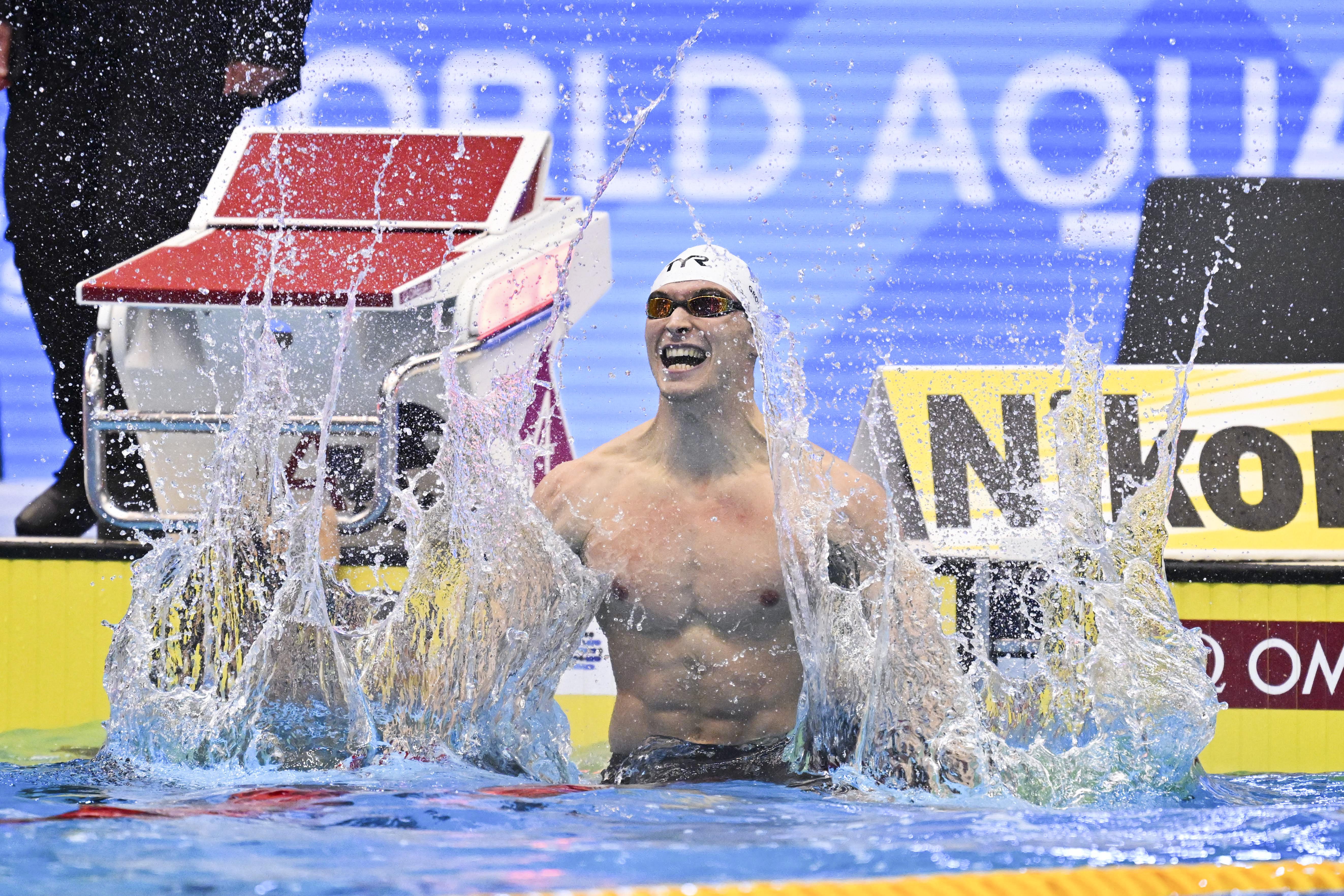 游泳——男子100米蝶泳：法国选手格鲁塞夺冠(1)