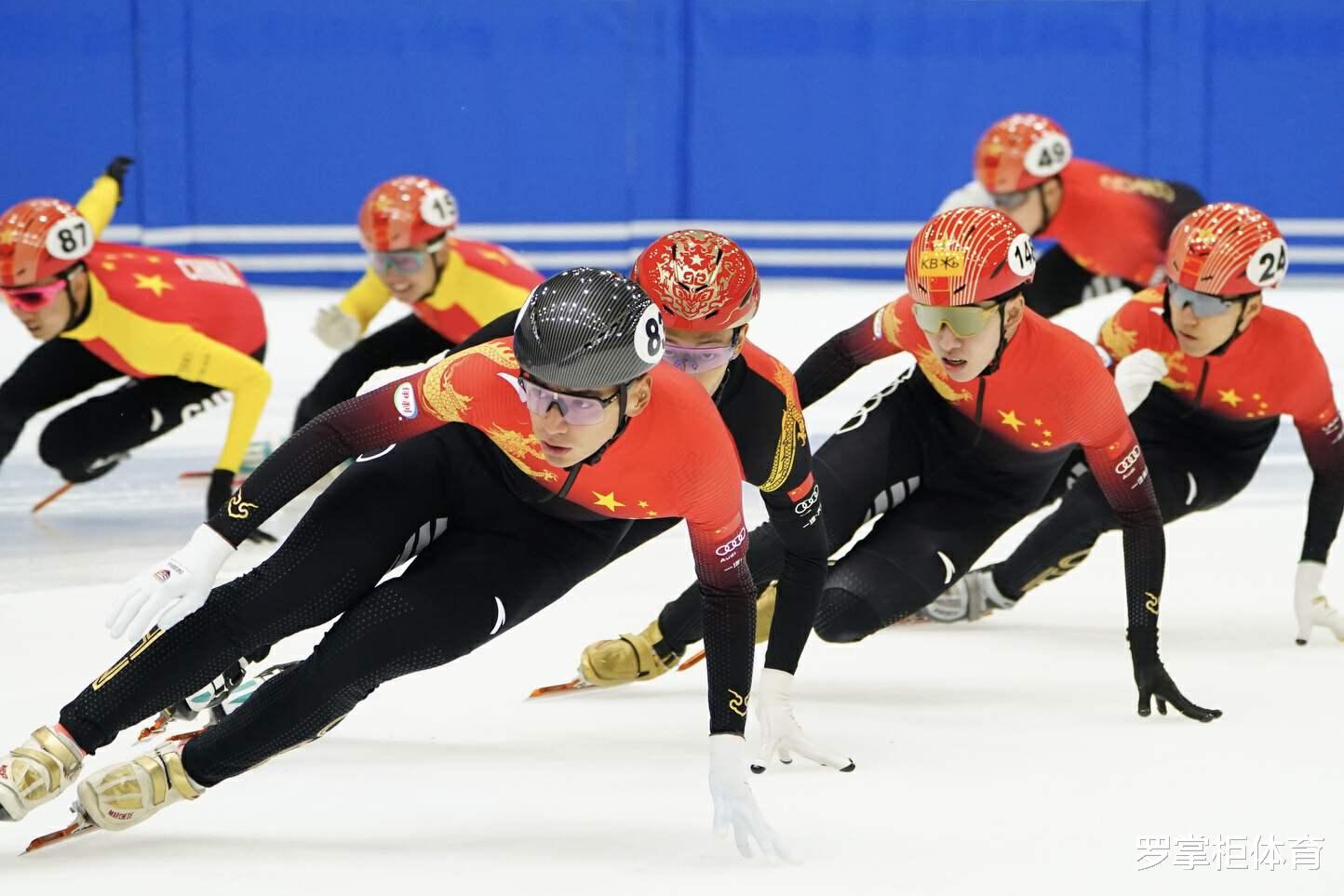 焦点！中国短道队赛季首秀，奥运冠军实力下滑，男队“神仙打架”