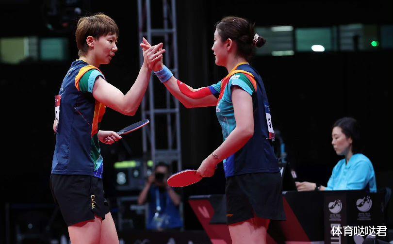 2-3！国乒世界冠军被淘汰，陈梦、王曼昱逆转，女双四强全部诞生