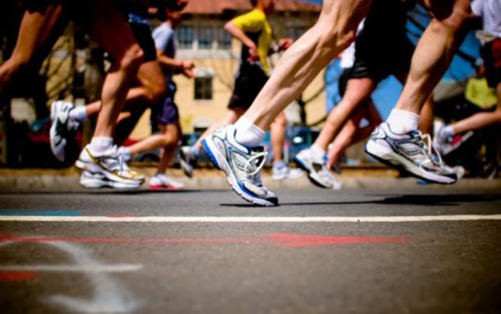 马拉松对健康没什么好处，为什么还要跑马？(4)
