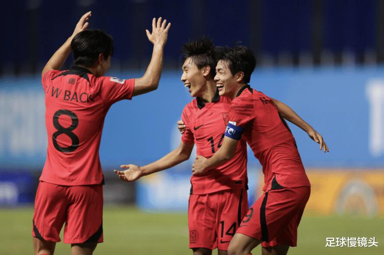 0-1！韩国队输球，世界杯2连败+丢4球，球员痛哭，中国队当看客