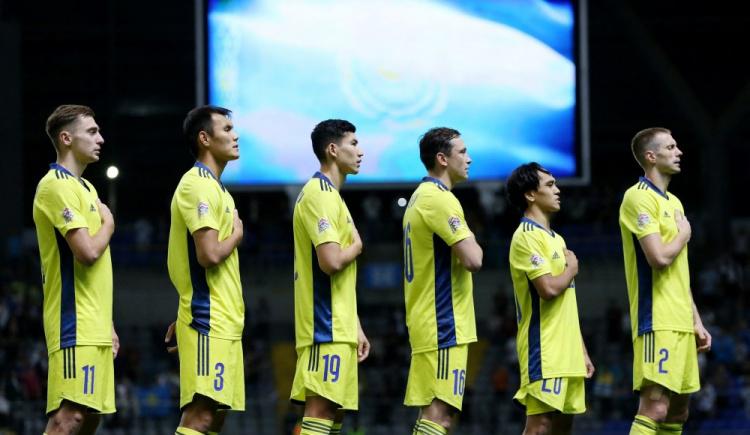 “脱亚入欧”21年，哈萨克斯坦男足竟然要踢进欧洲杯了(3)