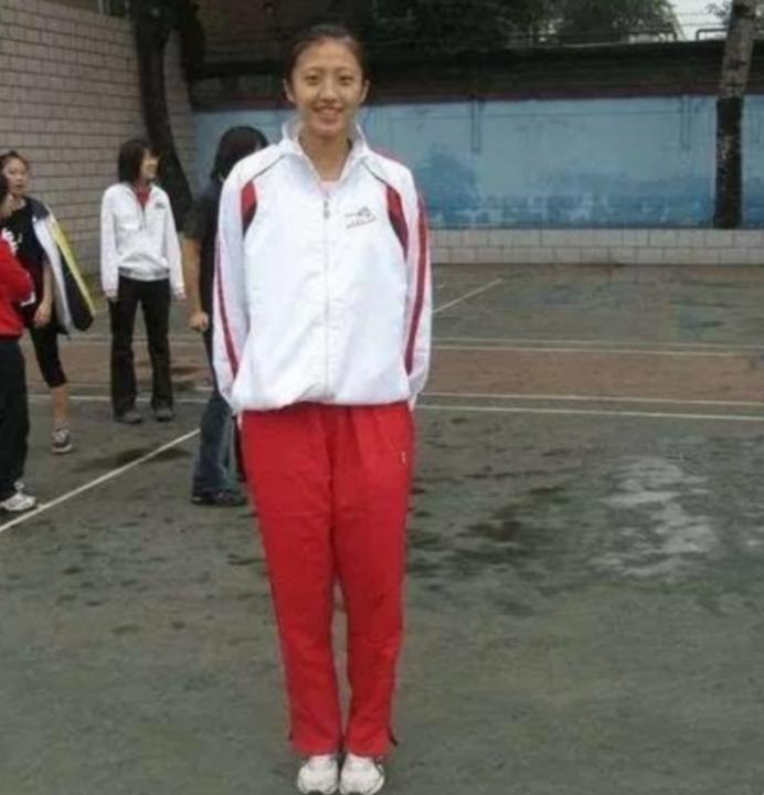 中国女排郎平的爱徒，31岁拒绝退役、父母催婚，想再拼一个冠军(5)
