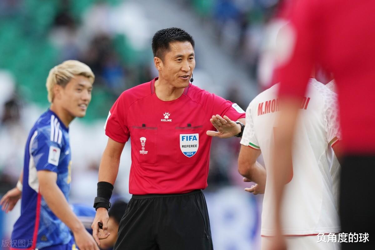 日本队淘汰24小时，马宁获亚足联提拔重用，或连升两级执法决赛