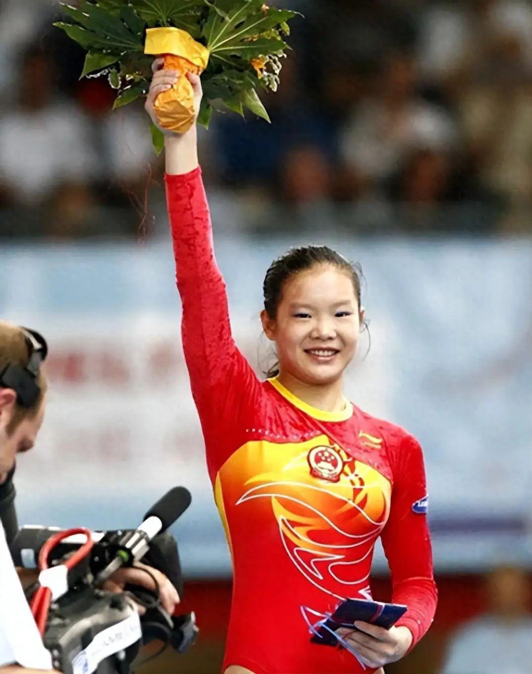 奥运冠军程菲：工人父亲“沾光”进高校执教，她开口为婚恋辟谣