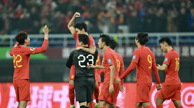 喜讯！18岁华裔球员效力欧洲联赛，替补出场进2球，球队排名榜首(3)